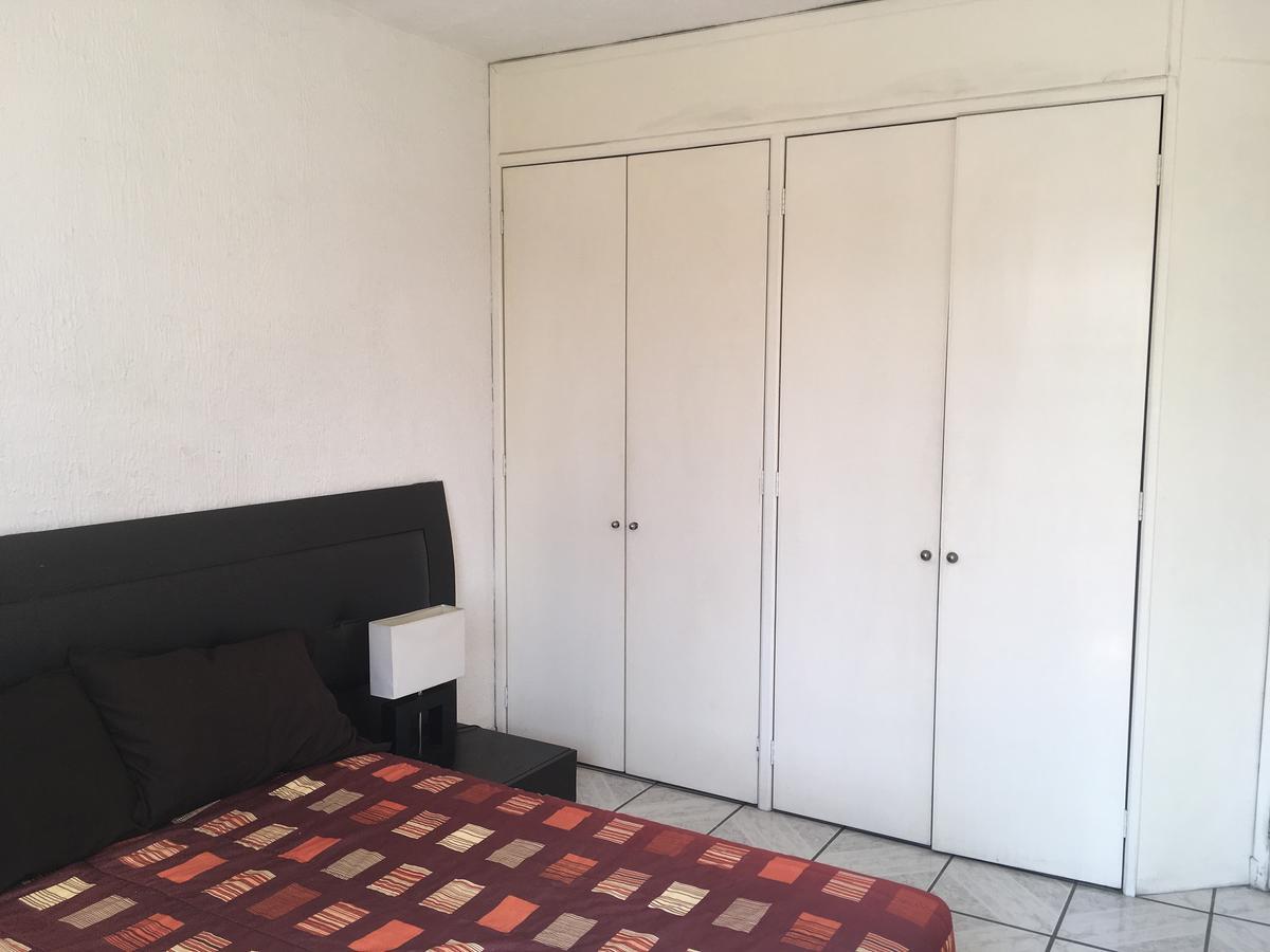 Casa Bravia - Hostal Para Mujeres กัวดาลาฮารา ภายนอก รูปภาพ